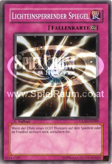 Light-Imprisoning Mirror