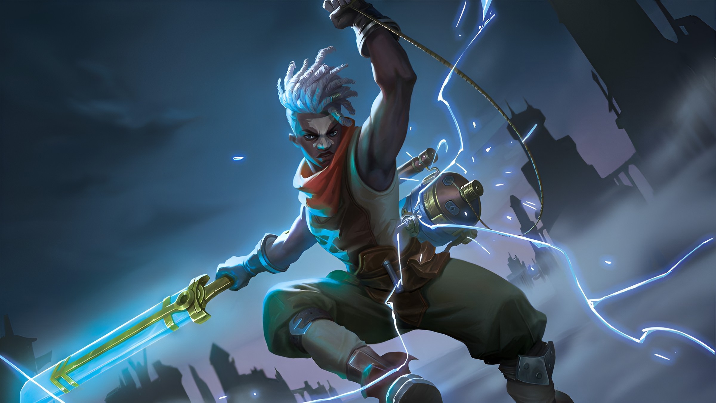 Riftbound Radiance Kartenmotiv „Ekko, Ingenious“: Ekko mit weißen Dreadlocks springt mit einem leuchtend blauen Schwert in der Hand durch die Luft, umgeben von Blitzen vor einer dunklen Stadtkulisse.